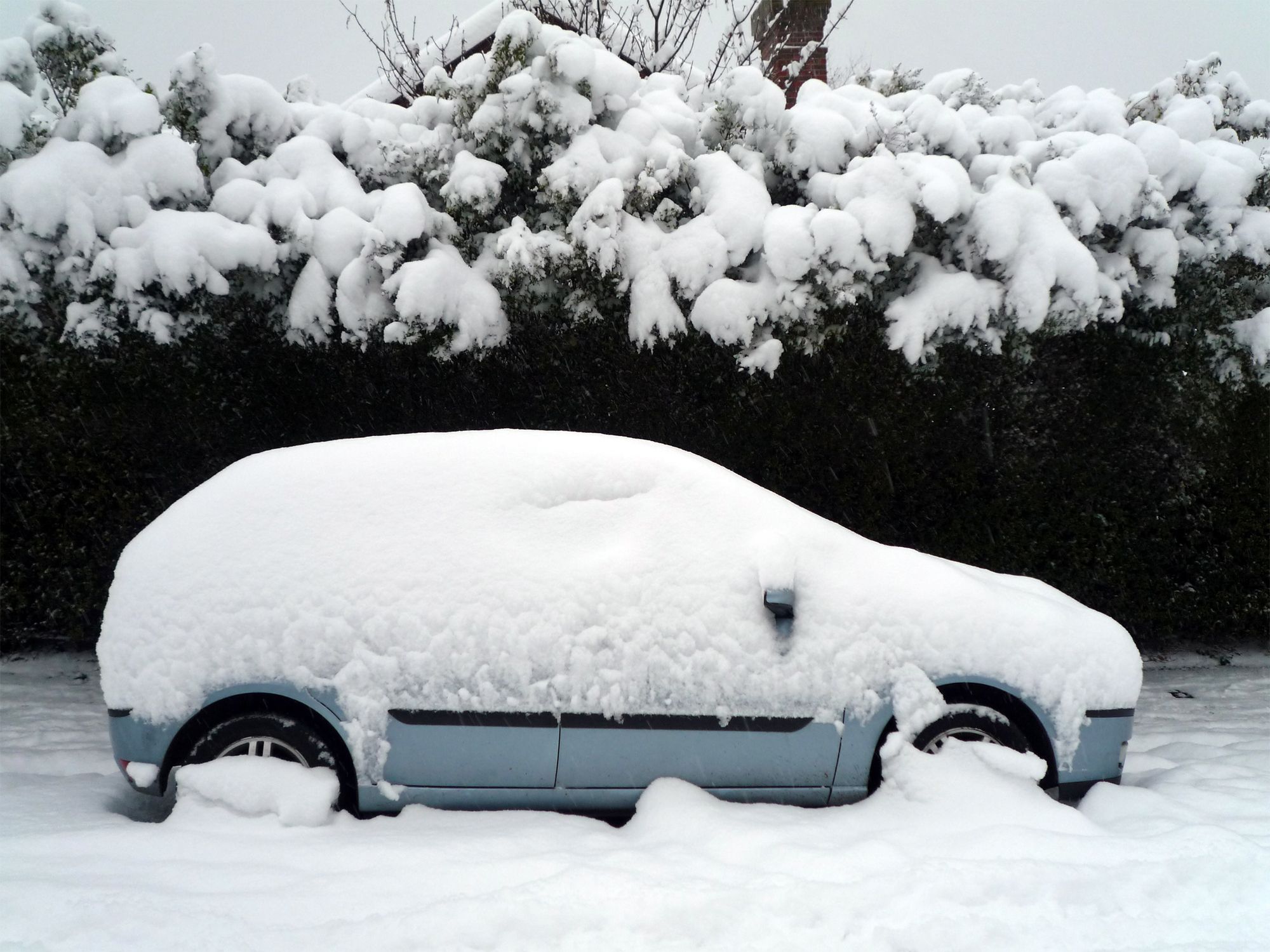 What To Do If Your Car Gets Stuck In The Snow